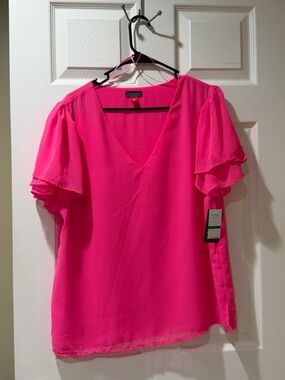 Vince Camuto Hot Pink V-Neck Flutter Sleeve Blouse